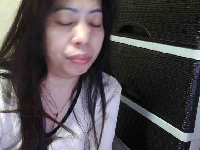 Cassiee webcam