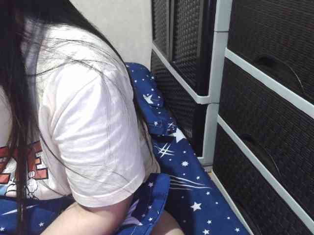 Cassiee webcam