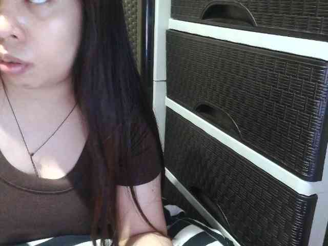 Cassiee webcam