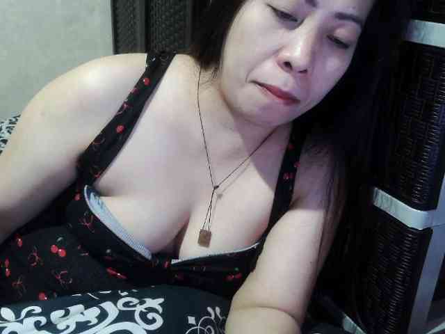 Cassiee webcam