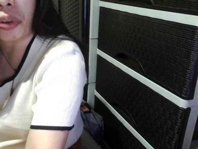 Cassiee webcam