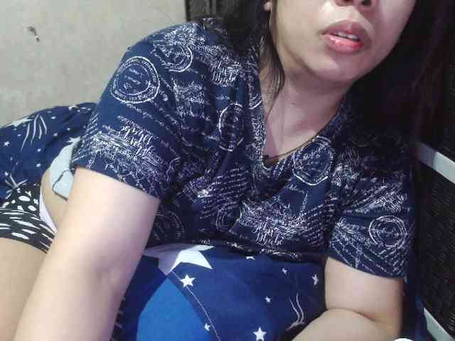 Cassiee webcam