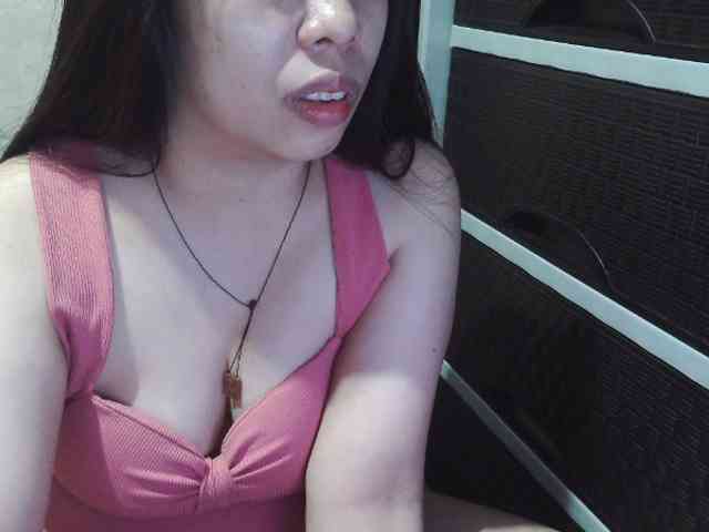 Cassiee webcam