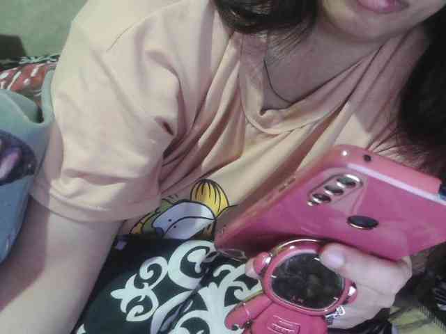Cassiee webcam