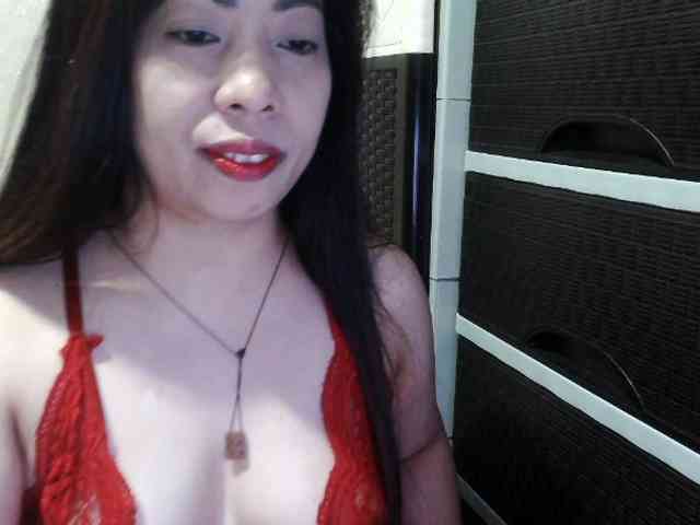Cassiee webcam