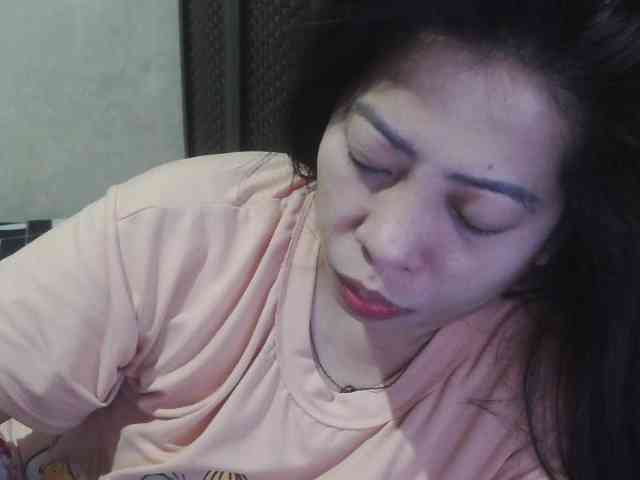 Cassiee webcam