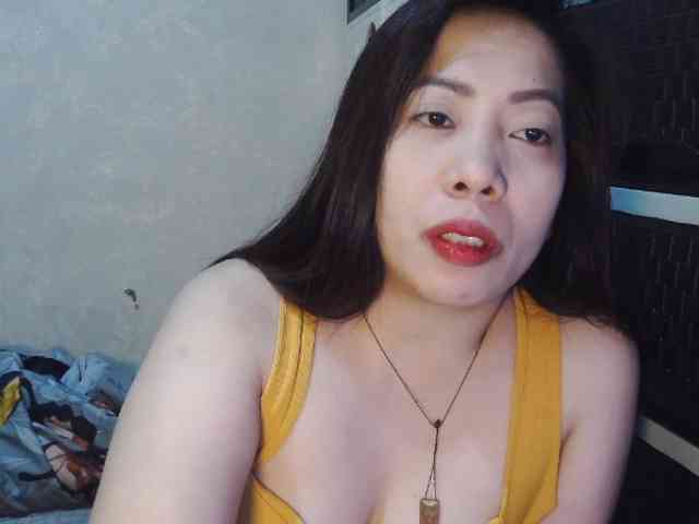 Cassiee webcam