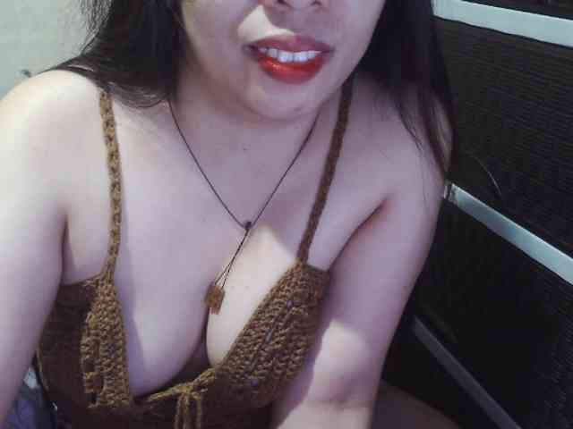 Cassiee webcam