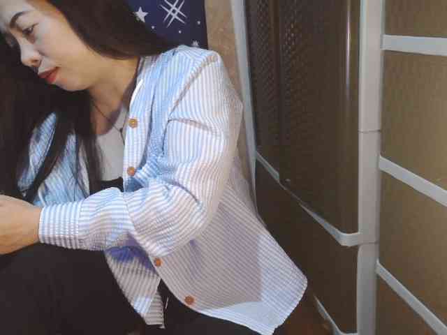 Cassiee webcam
