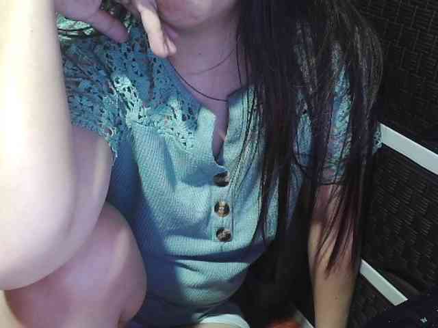 Cassiee webcam
