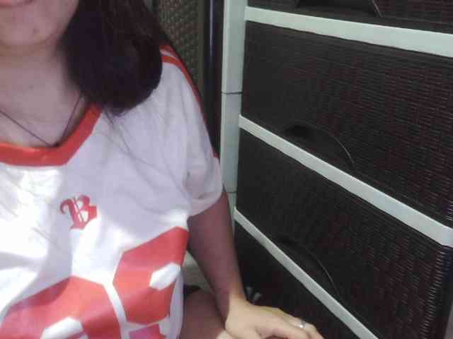Cassiee webcam