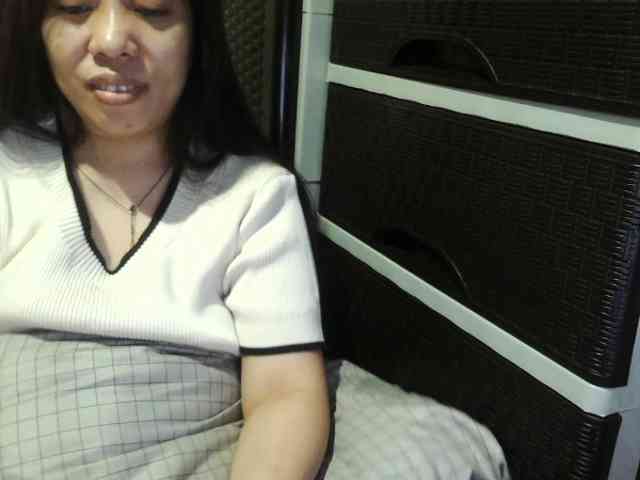 Cassiee webcam