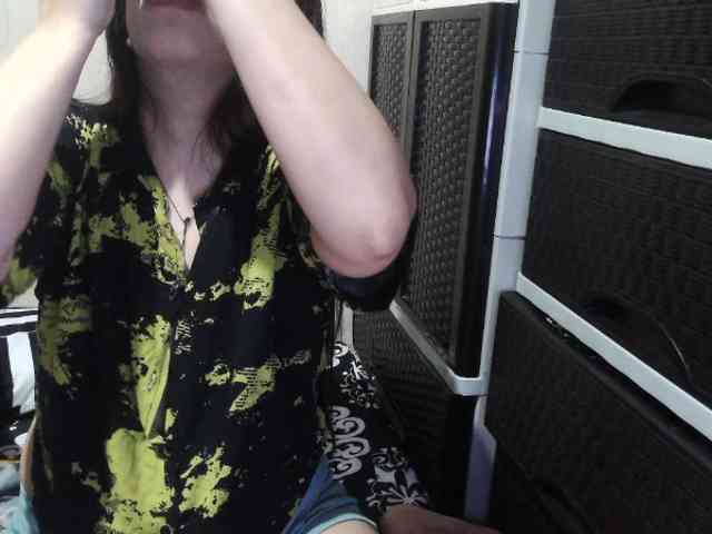 Cassiee webcam