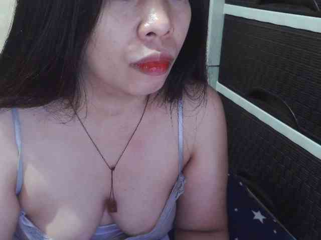 Cassiee webcam
