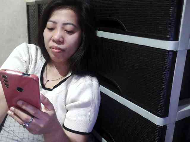 Cassiee webcam