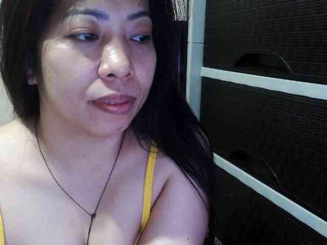 Cassiee webcam