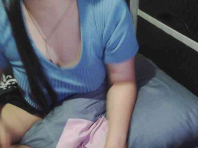 Cassiee webcam