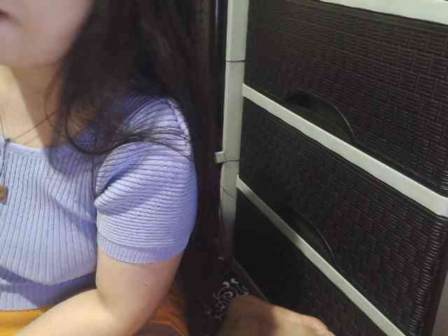 Cassiee webcam