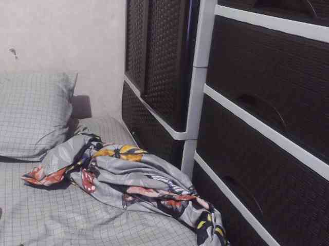 Cassiee webcam