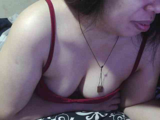 Kazzandra webcam