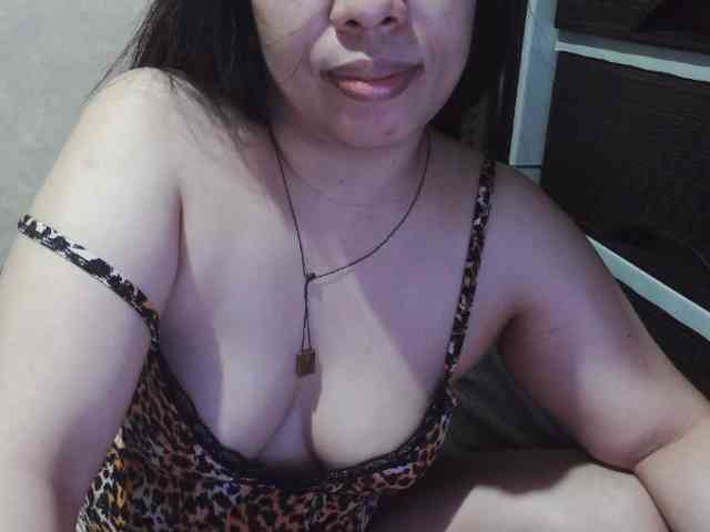 Cassiee webcam
