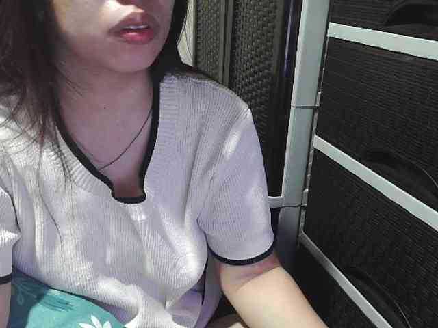 Cassiee webcam