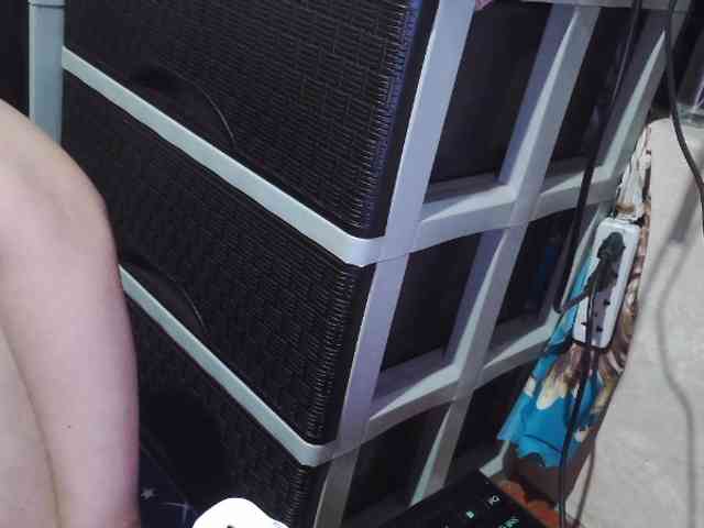 Cassiee webcam