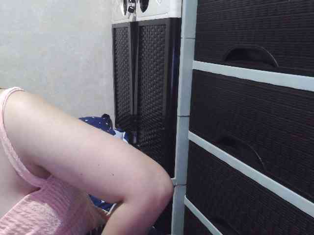 Cassiee webcam