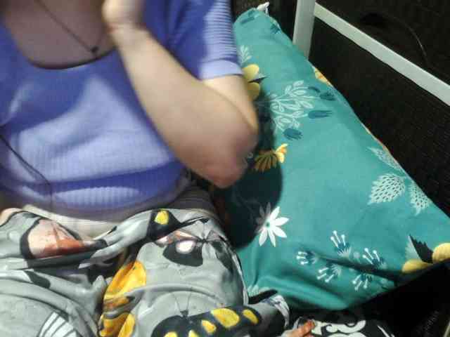 Cassiee webcam