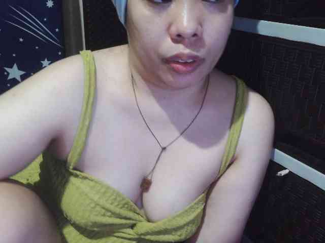 Cassiee webcam