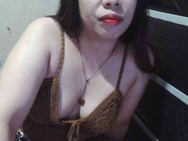 Cassiee webcam