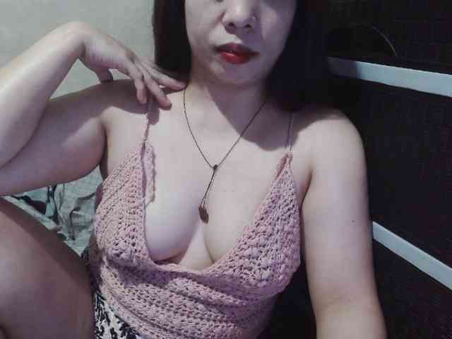 Cassiee webcam