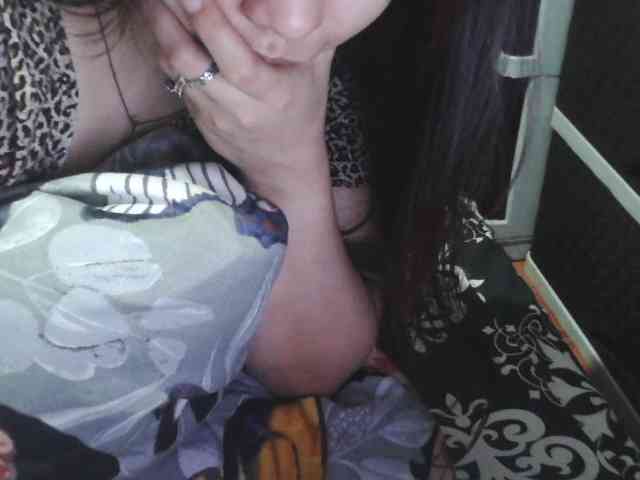 Cassiee webcam
