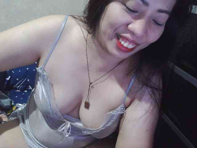 Cassiee webcam