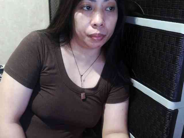 Cassiee webcam