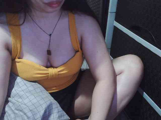 Cassiee webcam