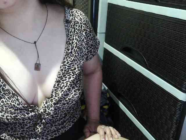 Cassiee webcam