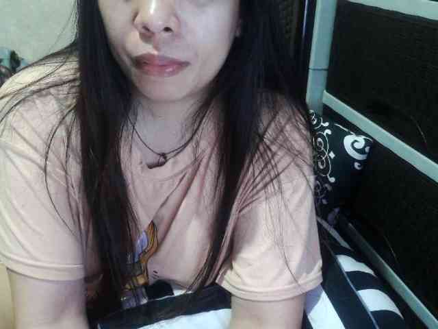 Cassiee webcam