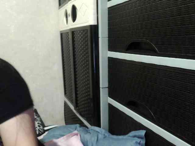 Cassiee webcam