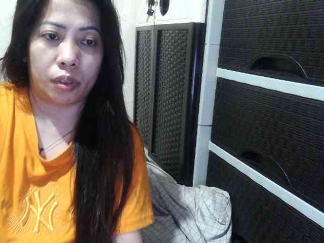 Cassiee webcam
