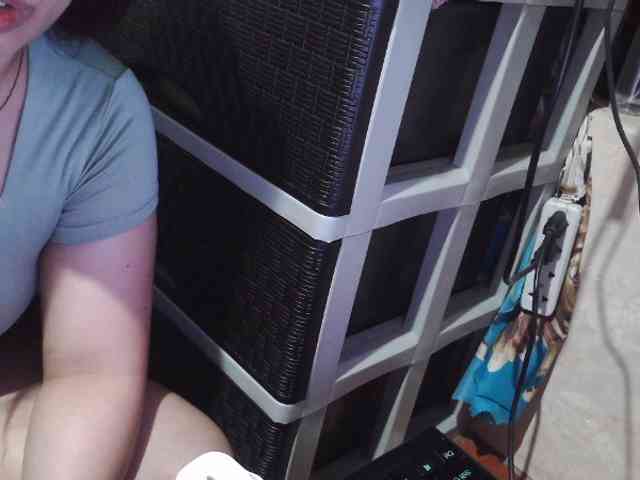 Cassiee webcam
