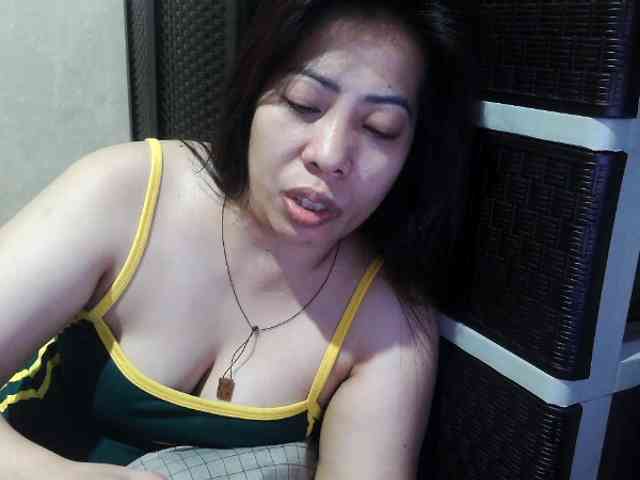 Cassiee webcam