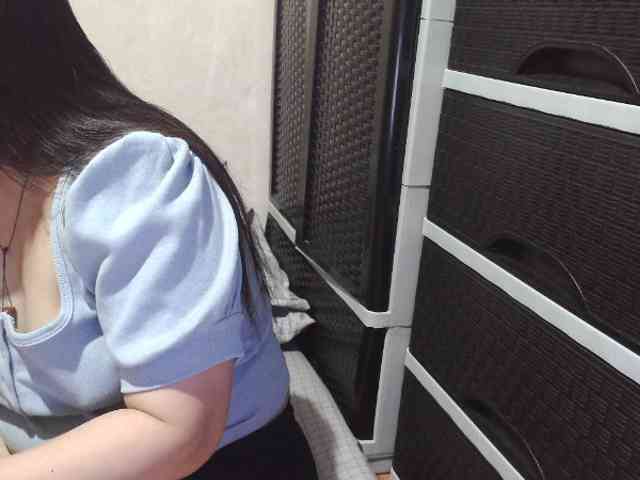 Cassiee webcam