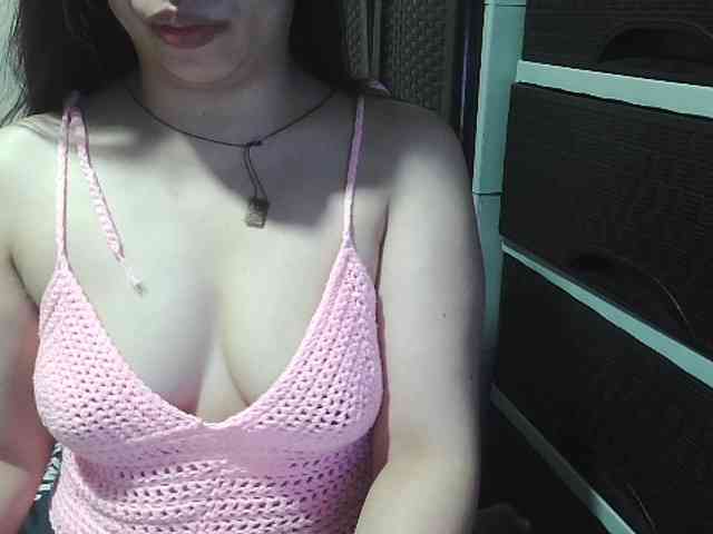 Cassiee webcam