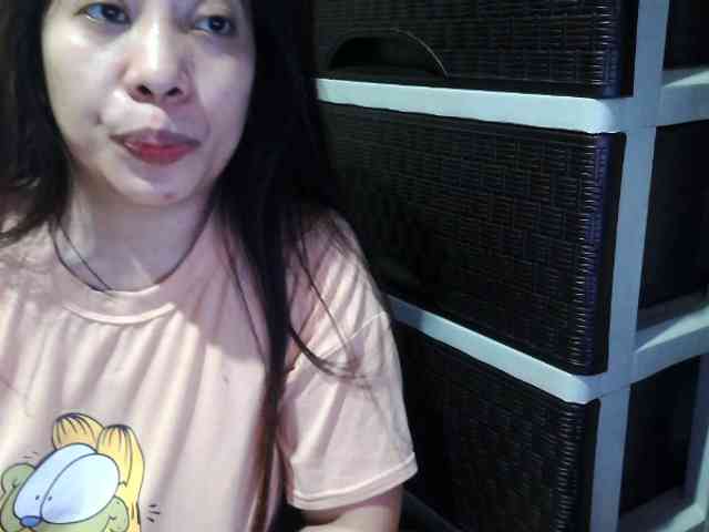 Cassiee webcam