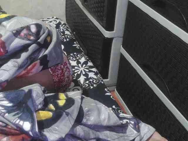 Cassiee webcam