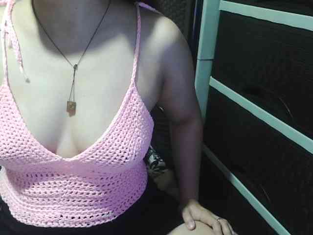 Kazzandra webcam