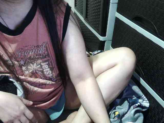 Cassiee webcam