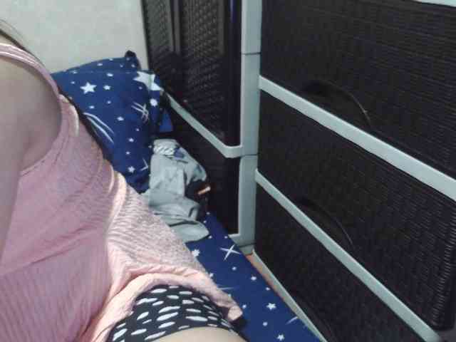 Cassiee webcam