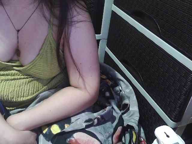 Cassiee webcam